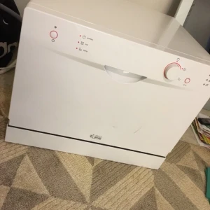  - Relativt ny bänkdiskmaskin i utmärkt skick 