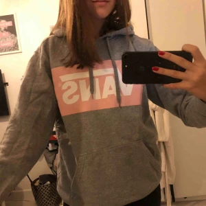  - Vans hoodie använd max 1 gång!