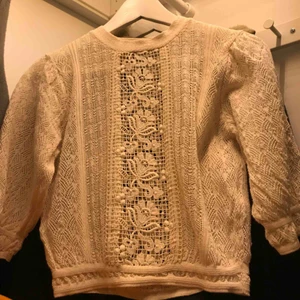  - Söt topp från Zara strl S Köpt för 350kr i köpenhamn