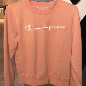  - Aldrig använd championtröja. Kan fraktas men köpare står för frakt!