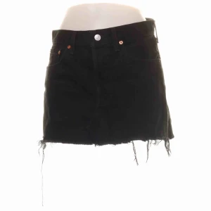  - Varan är i fint begagnat skick. 