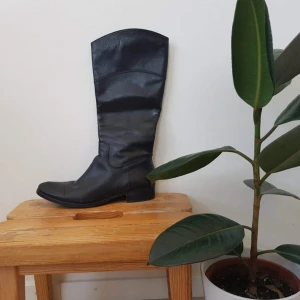  - 🍒Used few times and great leather 🌝