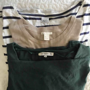  - Tröjor i M och L, alla för 75 kr  