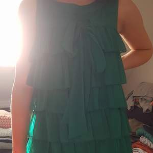 Super cute dress, size small, great condition