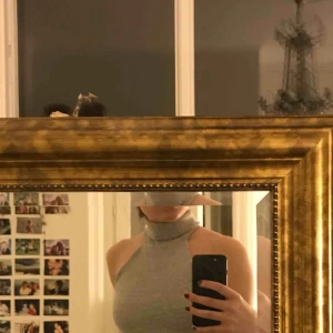  - Turtleneck linne, stretchigt!