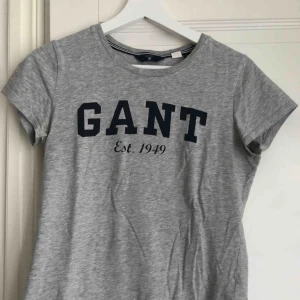  - En snygg och trendig T-shirt