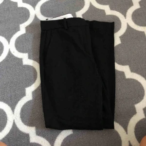  - ” Kostymbyxor ” ifrån Hm