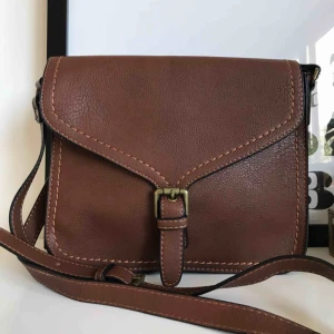  - Väska från Åhlens