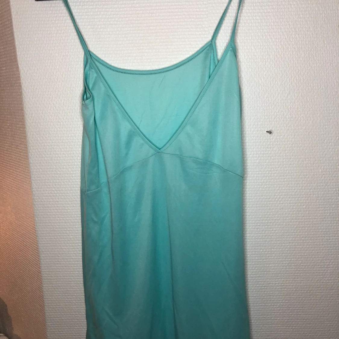 Lång ombre blå klänning från Nelly - 90