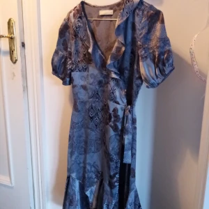 Klänning Odd Molly  - Fin blommig klänning från Odd Molly 