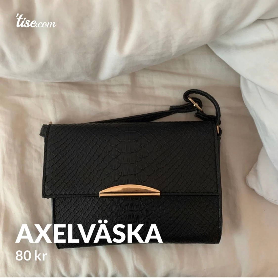 Axelväska