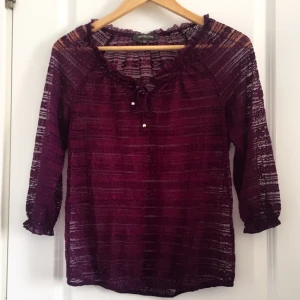  - Jättefin blus från Alice Bisous