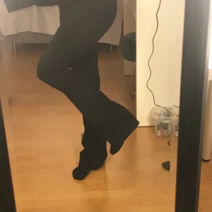 Crocker bootcut jeans! - Så fina svarta bootcut jeans från Crocker!!!