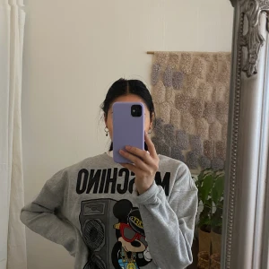 Moschino x H&M  - Moschino x H&M tröja, storlek M