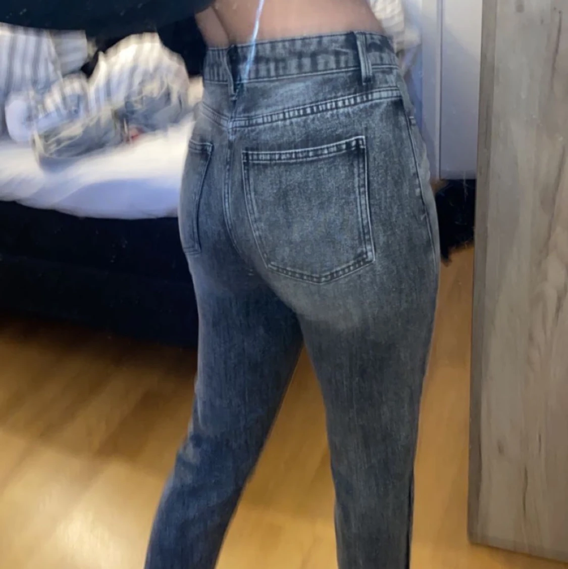 Vero Moda jeans gråa  - 90
