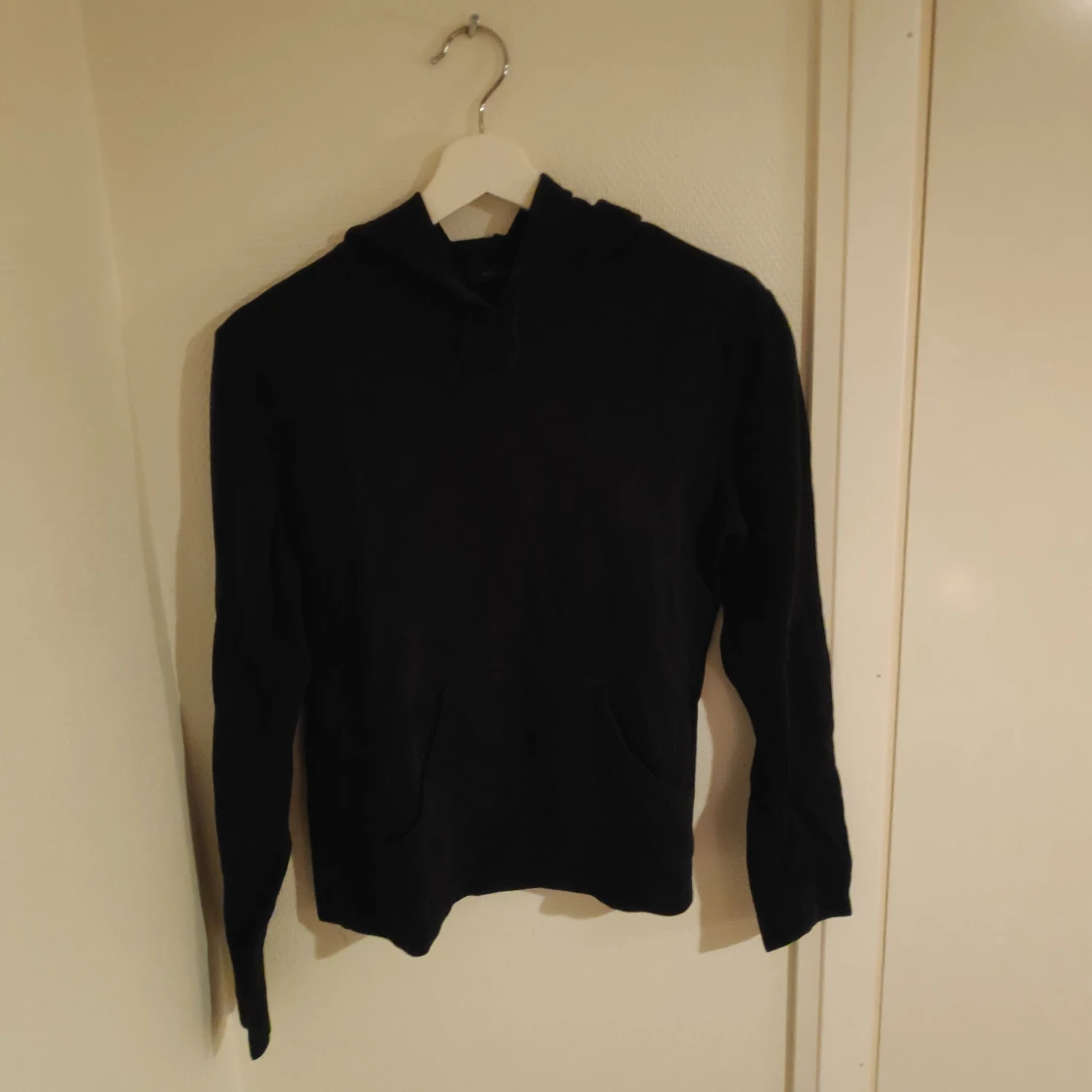 Svart hoodie size M