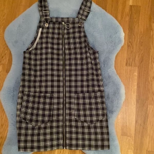 Klänningen  - Helt nytt