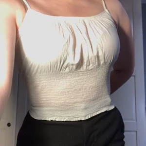 Ryschat linne - Ryschat linne från Kaffe. Passar L-XL (För stort för mig, så drar åt i ryggen). SAMFRAKTAR