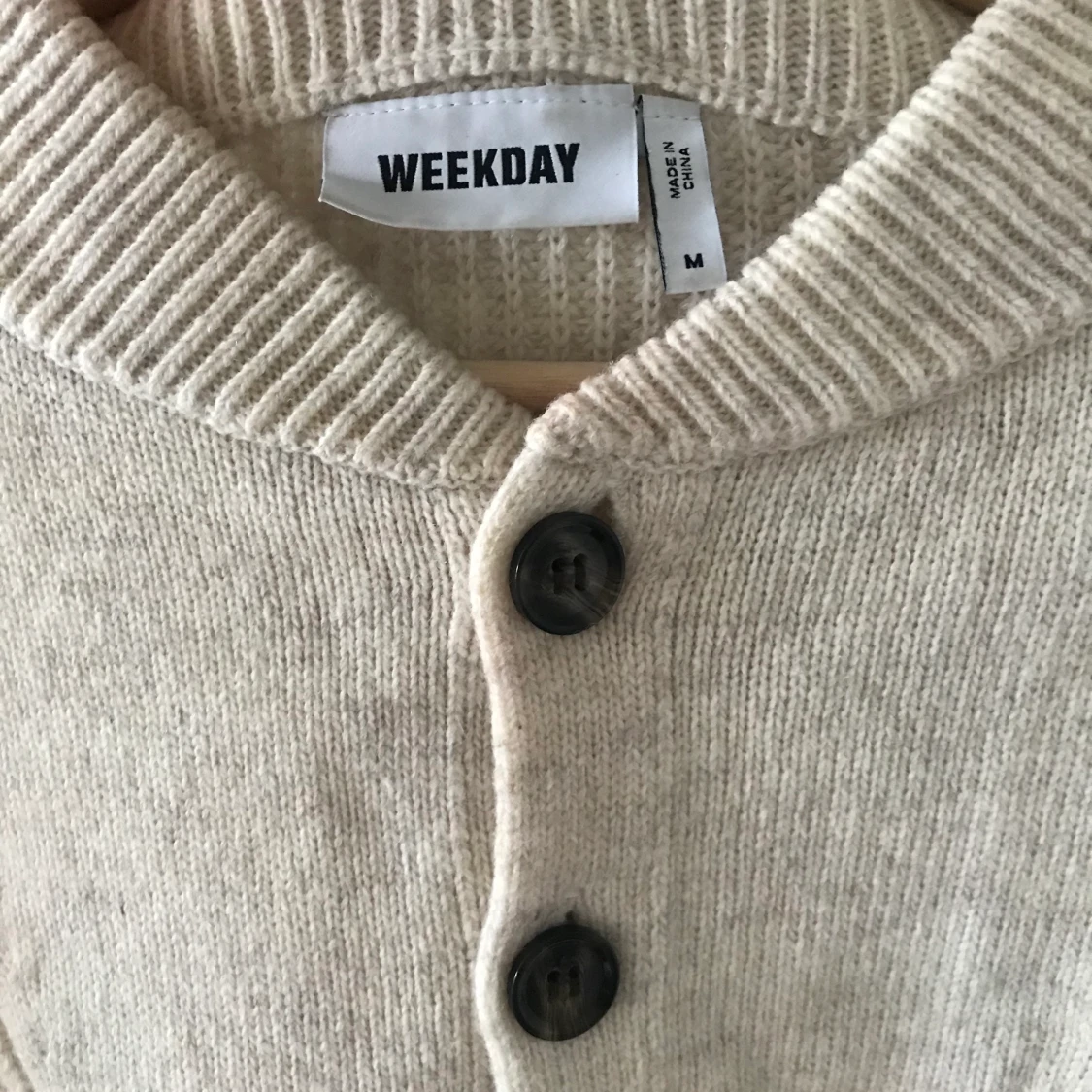 Weekday stickad tröja  - 91