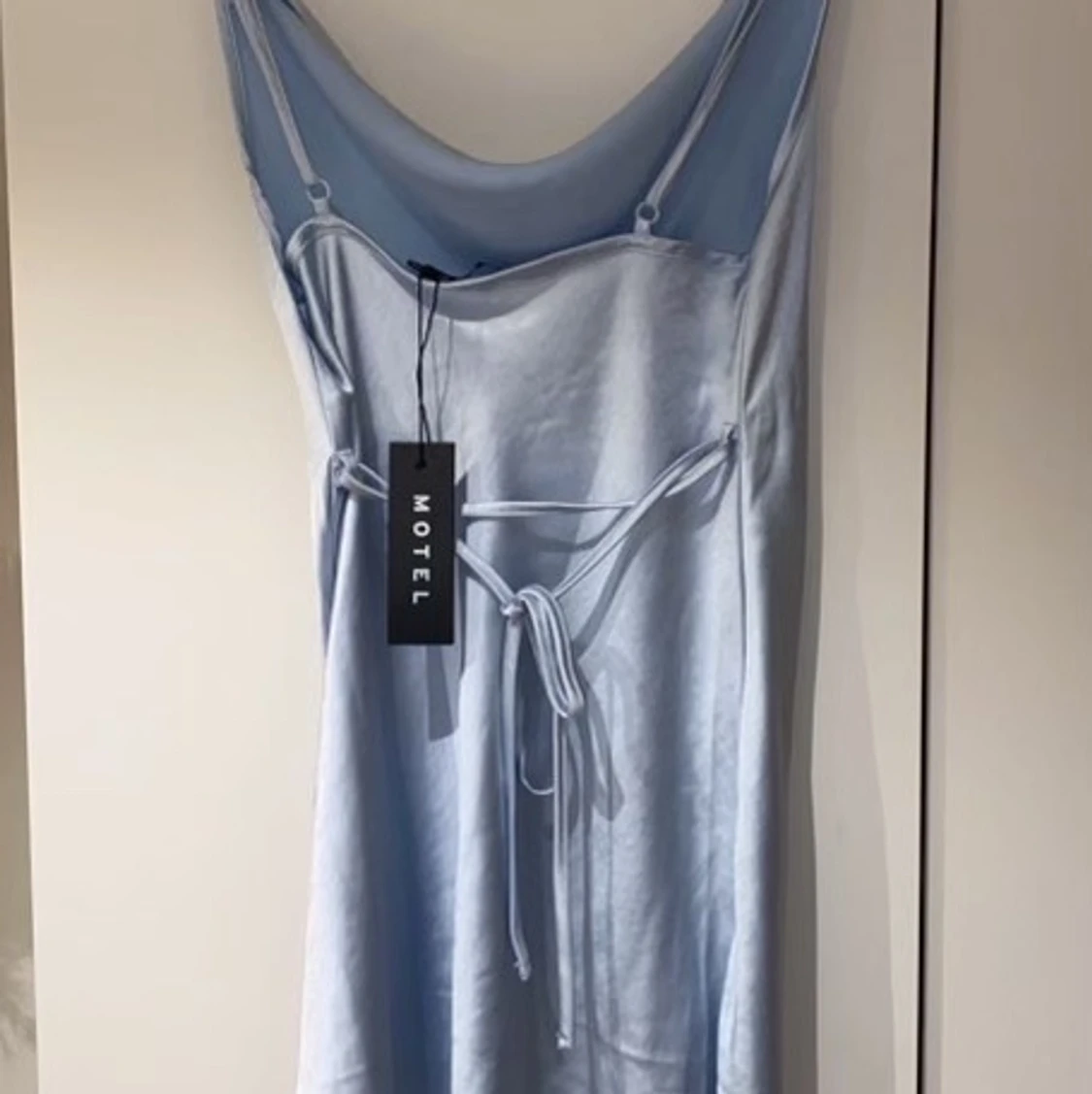 silkesklänning - 91