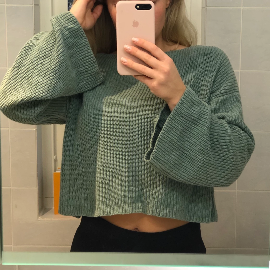 Söt stickad tröja - 90