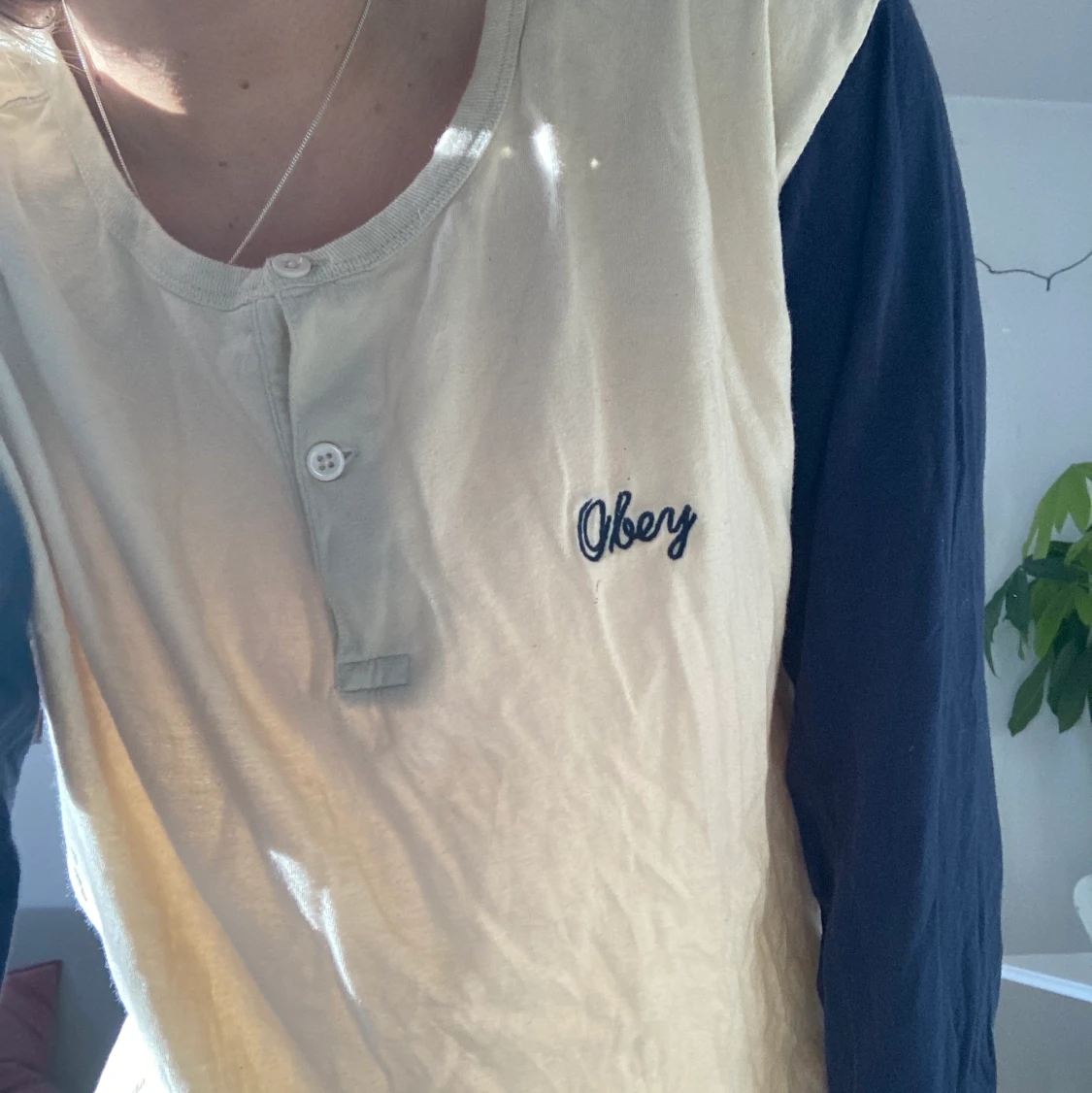 Obey tröja  - 90