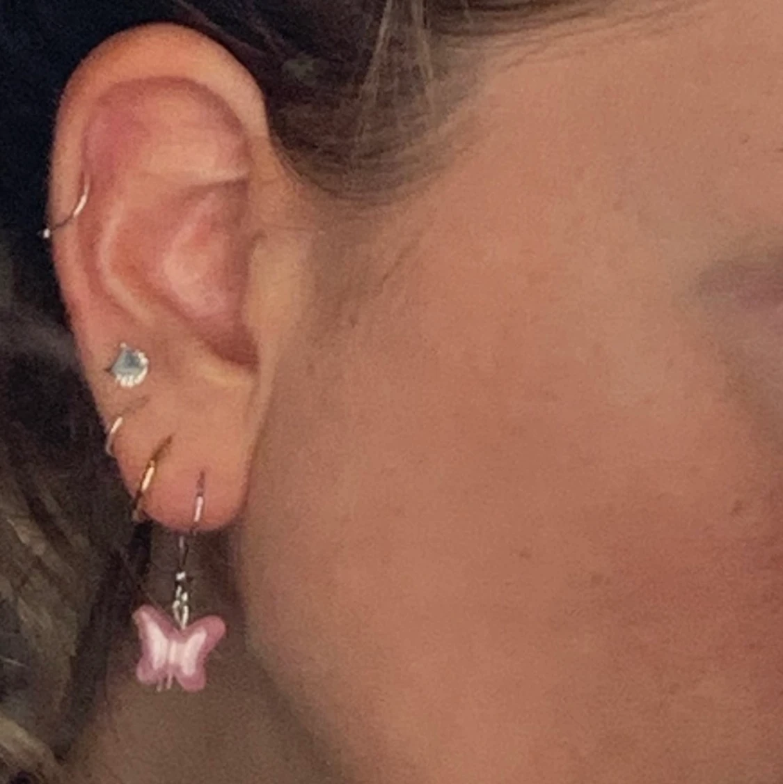 Fjärilsörhängen 🦋 - 90