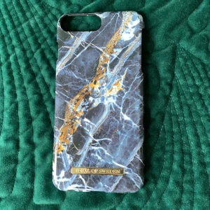 ideal of sweden skal, marmor - mörkt marmor skal, bra skick men liten spricka (bild 2) 