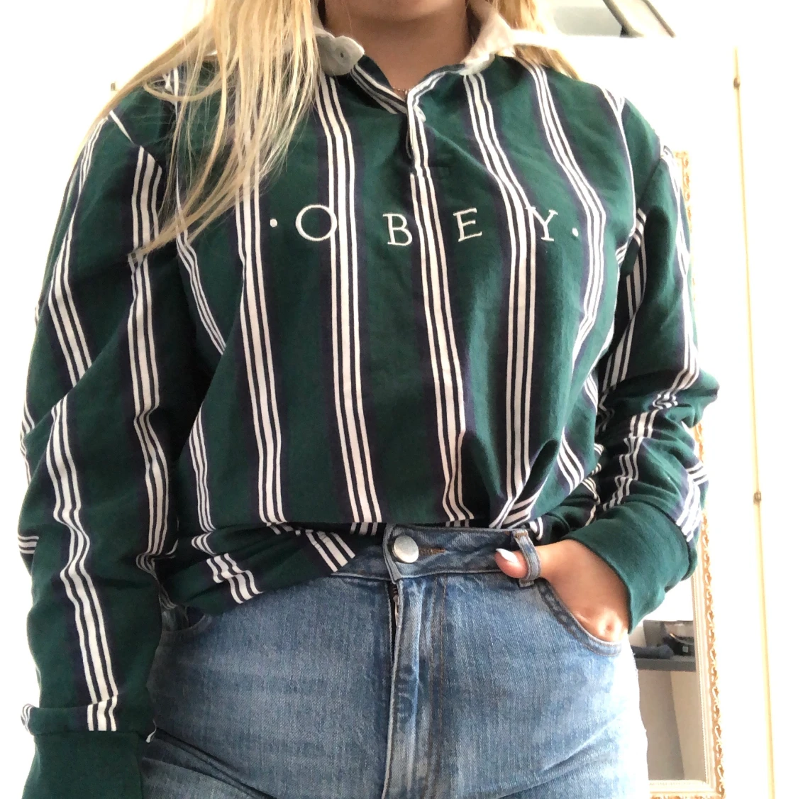 OBEY - långarmad tröja