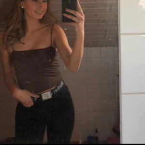 Snyggt linne från Gina  - Knappt använt! 