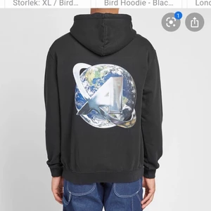 Axel arigato hoodie - Säljer min Axel arigato hoodie. Väldigt fint skick. Storlek M.
