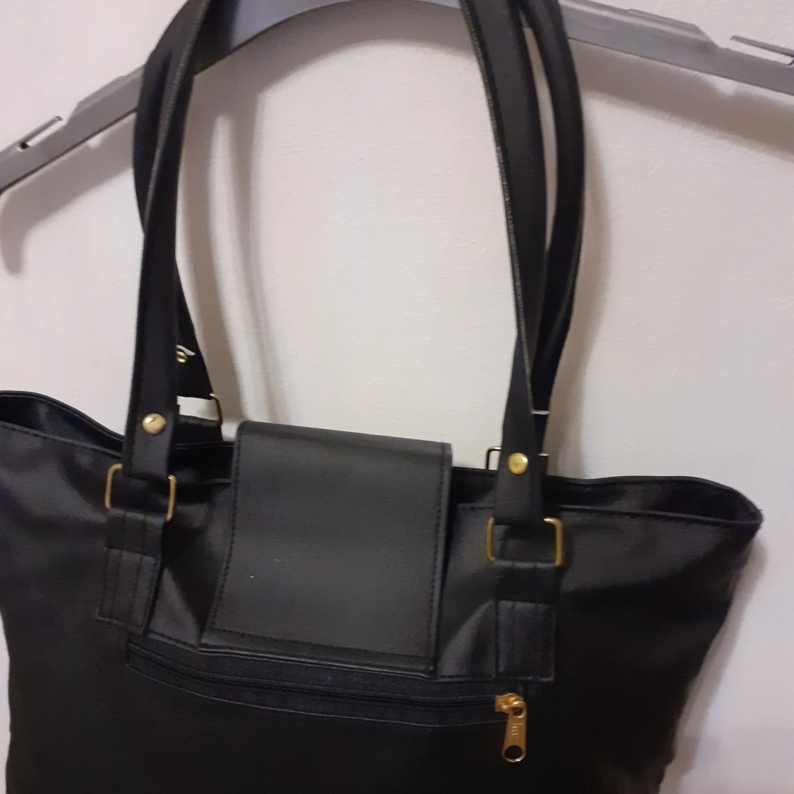 Svart skinn väska  - 90