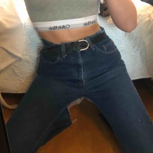  - Straigtleg levis jeans köpte i butik, jättesköna men används inte så ofta därför säljer jag dem💖