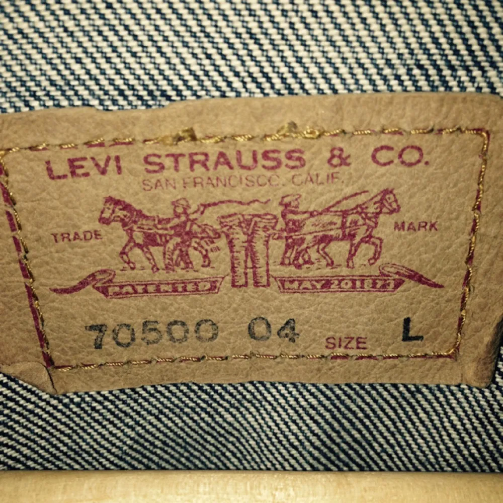 Levi's jeansjacka, strl. L 
Oversize upp till stl. 40
Grymt fint skick! 
Möts i Gbg.. Jackor.