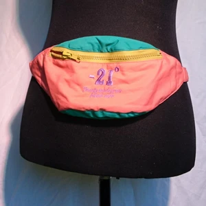 Vintage magväska - Vintage magväska i snygga färger, 90s