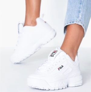 Fila Disruptor Vita Storlek 39 - Helt oanvända sneakers, inget fel. Storlek 39.