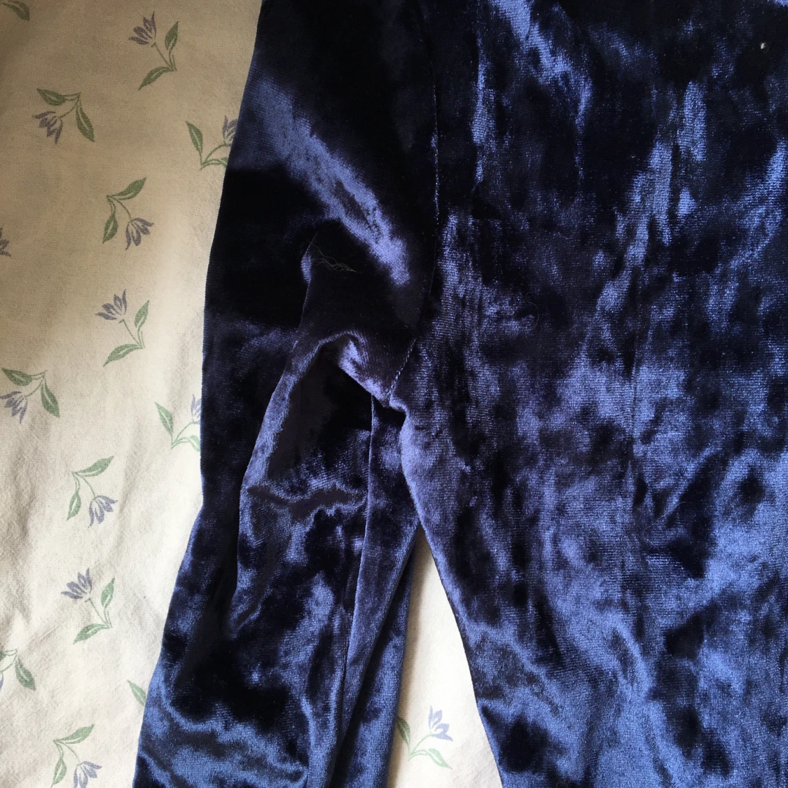 Marinblå sammetsklänning 💙 - 91