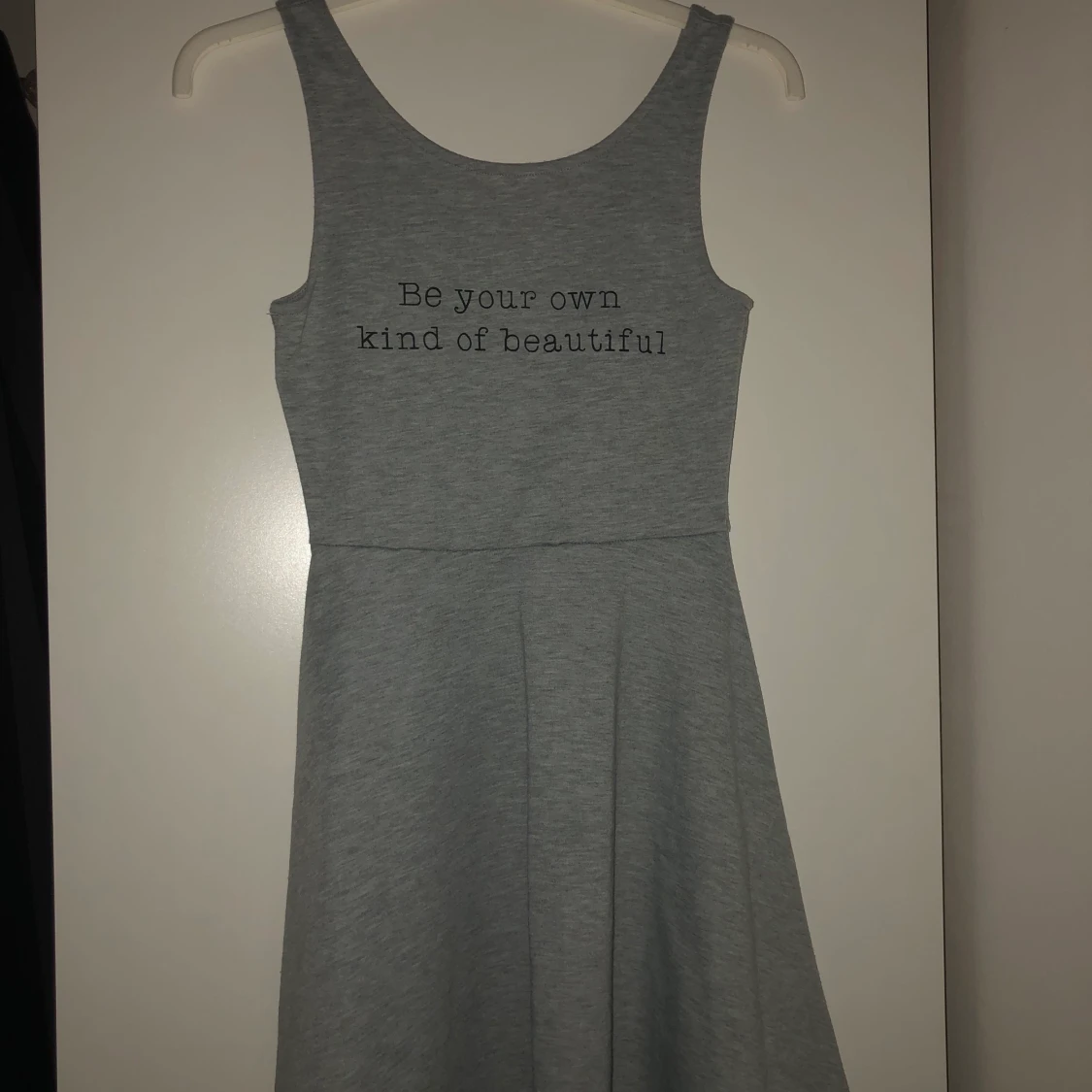 Klänning ”be your own kind of beautiful”