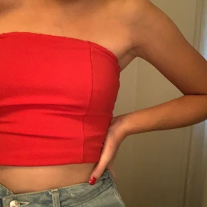 röd topp från nakd  - fin topp