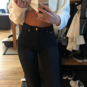 Nakd Jeans - Säljer mina NAKD jeans då dom är för korta i benen för mig, är ca 173 helt nya och aldrig använda mer än provade hemma.