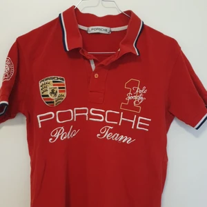 Porsche t-shirt  - Porsche t-shirt  Mitt pris 250 kr +frakt 