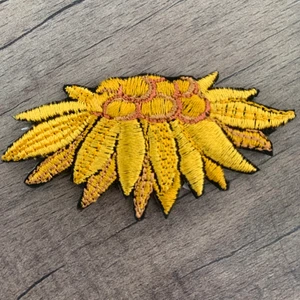 Iron on patch - Brodyr patch som man enkelt kan stryka på textil (ifall man vill kan man även sy på den). Allt jag säljer har jag gjort själv✨🦋 