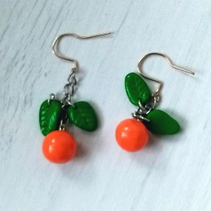 Handmade orange earrings  - Handmade earrings made by me 💗😃👍🏽 DM me if you're interested :)) 
