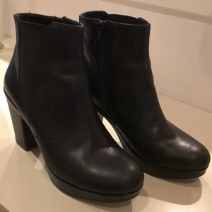 Boots st 37  - Använda i gott skick! Äkta läder