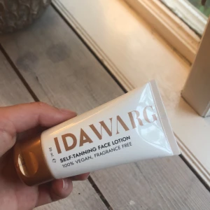 Ida Warg selftanner face lotion  - Endast testad. 