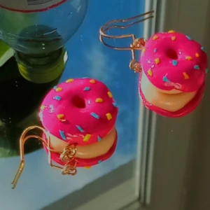 handmade doughnut earrings  - shipping in Sweden is 15kr / if you buy 3 or more things then is free shipping!! 
