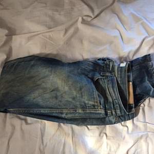 Acne jeans Max raw 31/34 