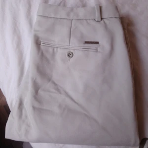  - Ralph Lauren byxor Storlek M  Möts upp eller fraktas