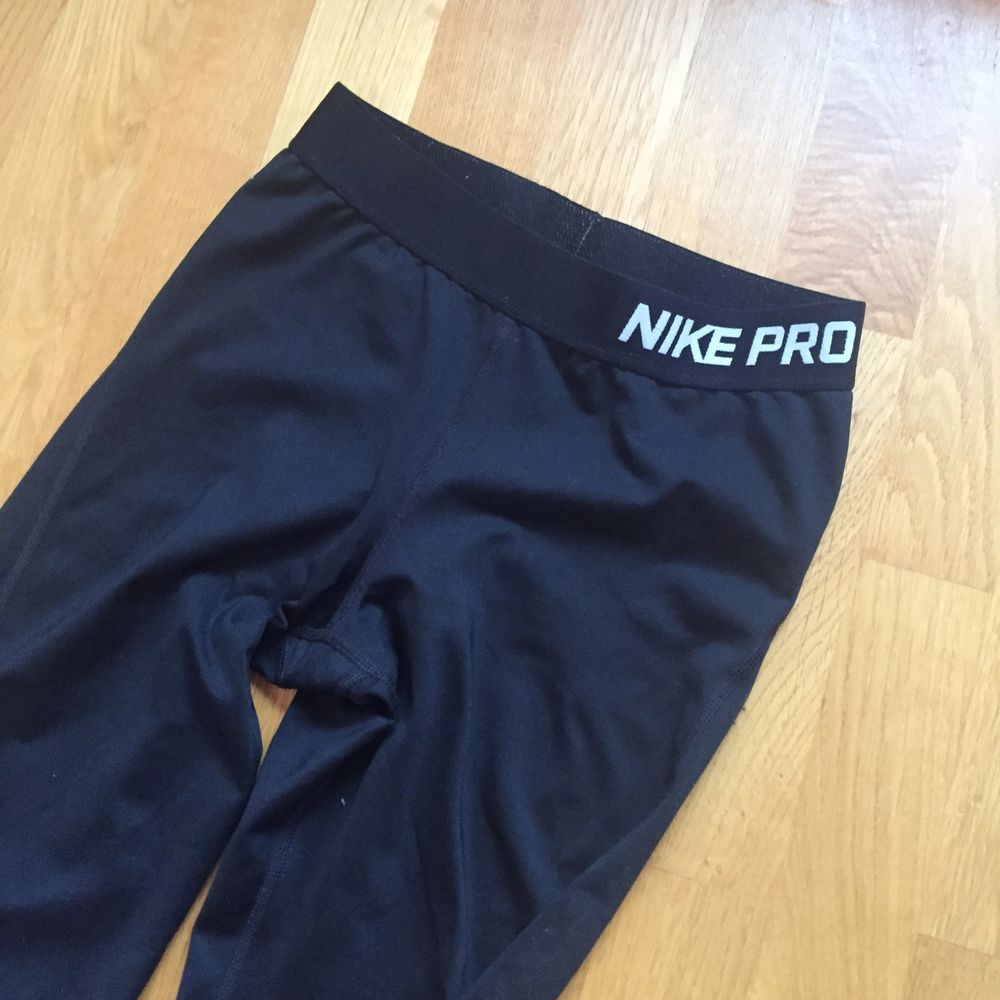Nike PRO träningstights  Stl S . Jeans & Byxor.