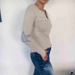  - Superfin stickad tröja från hunkydory🐝 Frakt 25